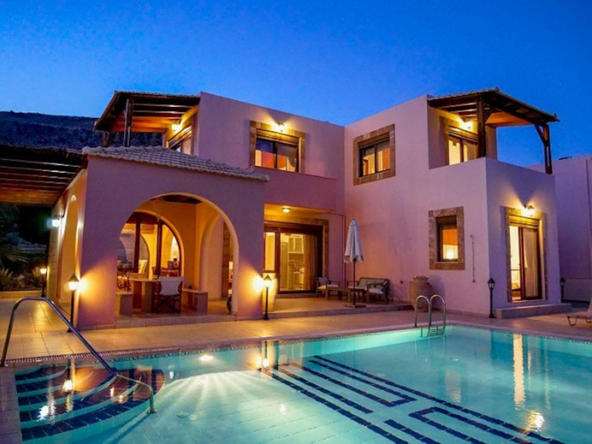Villa Luxury Ioannis *